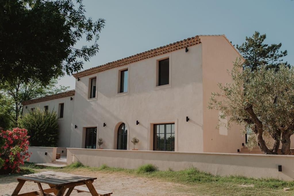 Terre Ugo - Studio Campagne Aixoise #6 Aix-en-Provence Ngoại thất bức ảnh